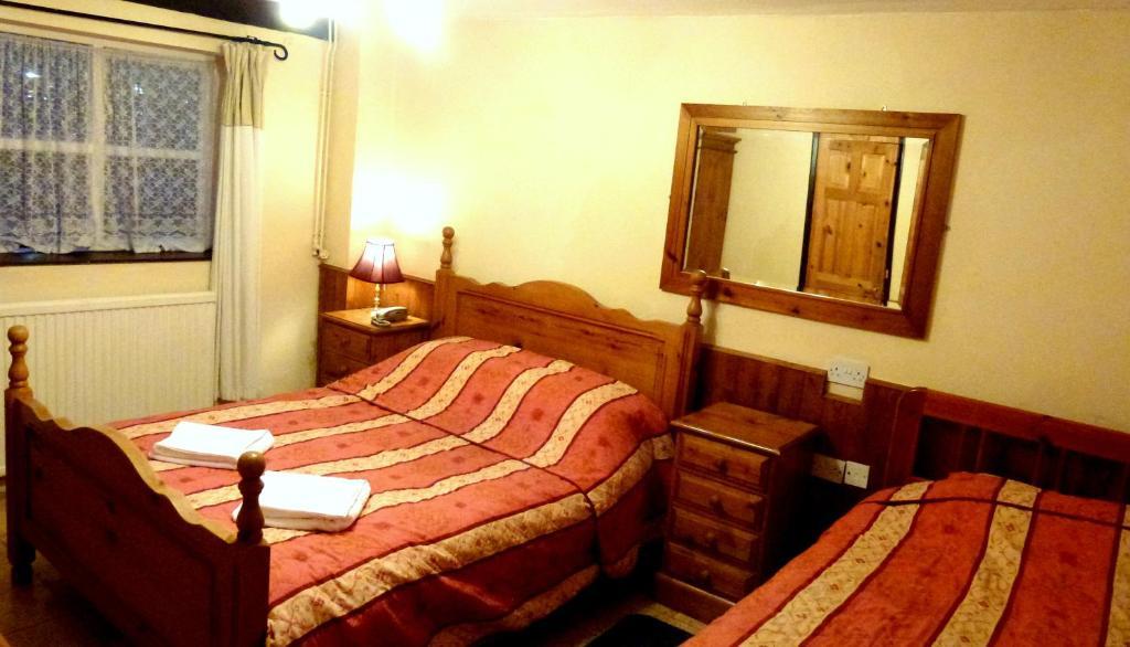 Riverside Hotel Colchester Oda fotoğraf
