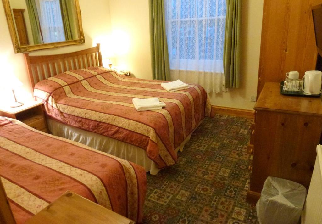 Riverside Hotel Colchester Oda fotoğraf